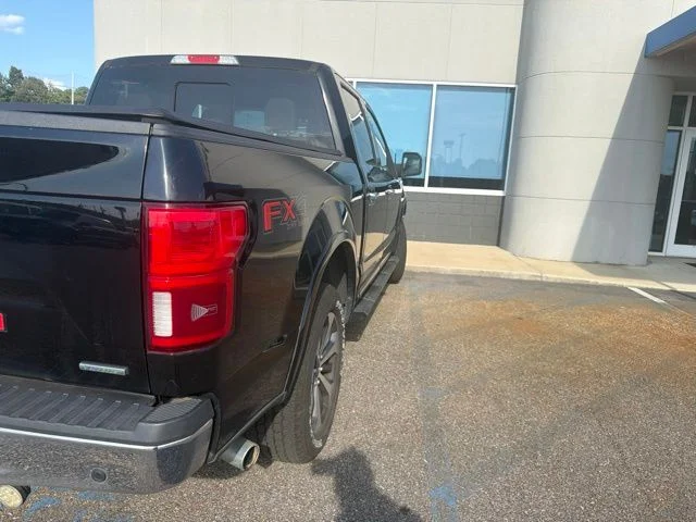 Used 2018 Black Ford Lariat image 3