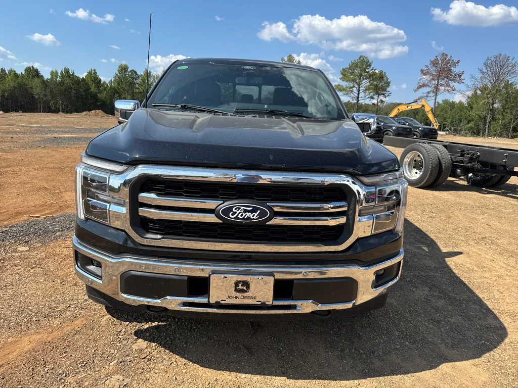 Certified Used 2025 Agate Black Metallic Ford LARIAT image 2