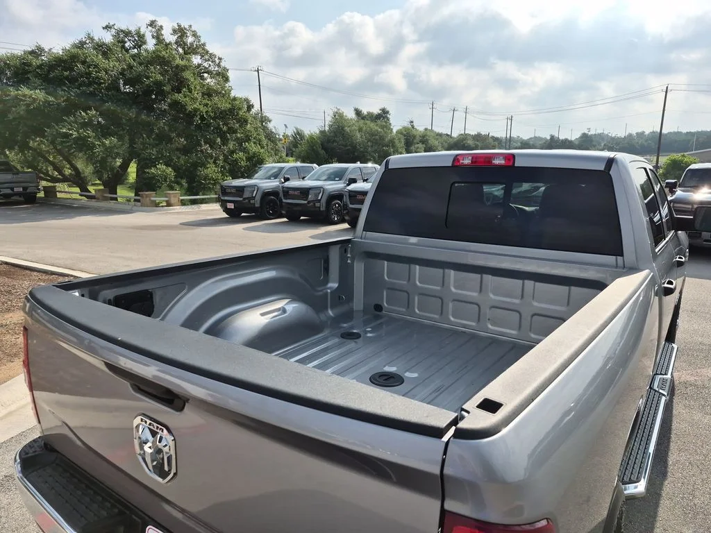 Used 2022 Silver Ram Tradesman image 42