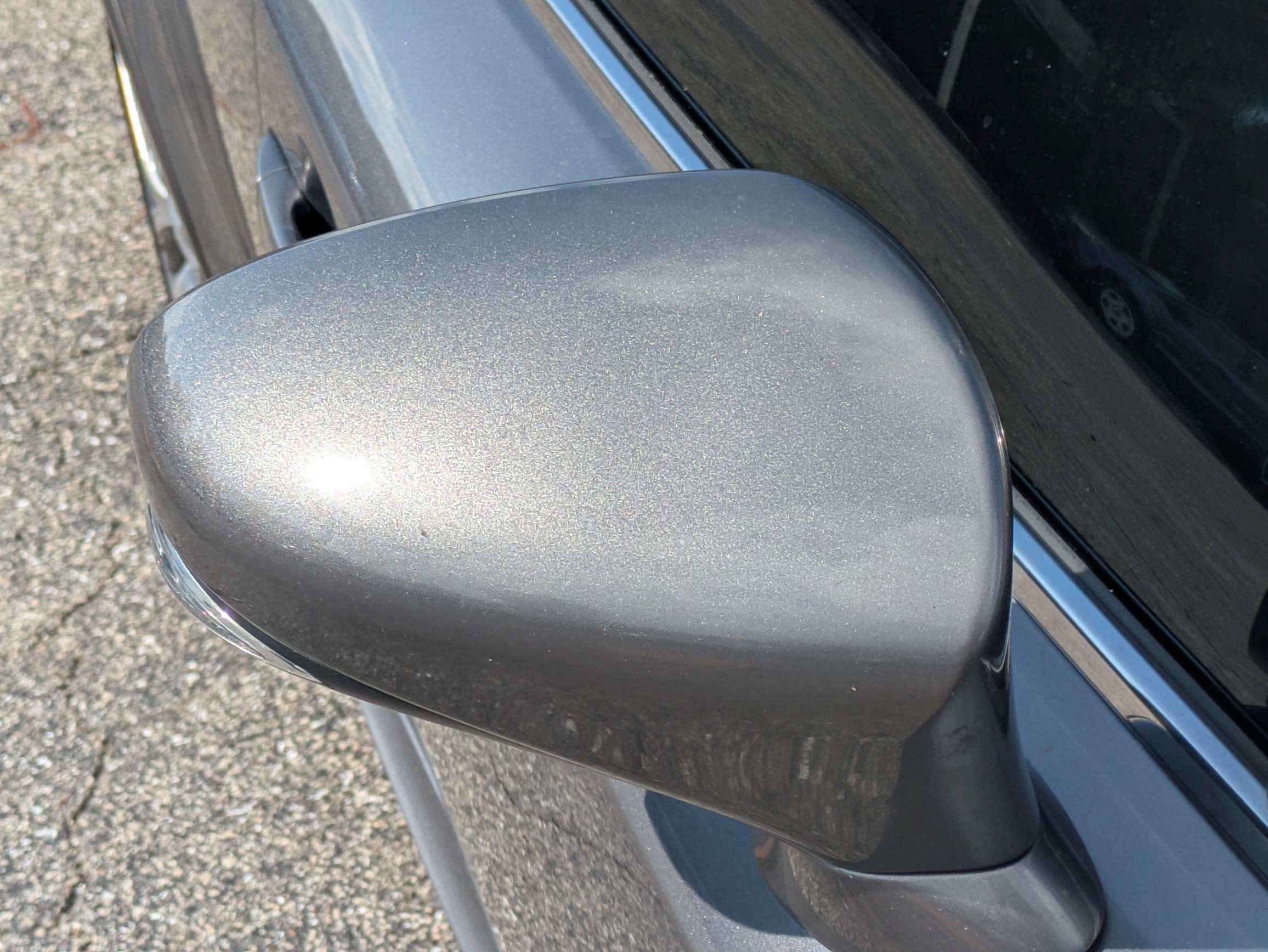 Used 2019  Lexus  image 12