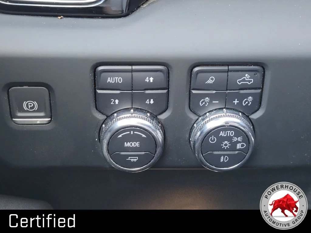 Used 2023 Black GMC AT4 image 27