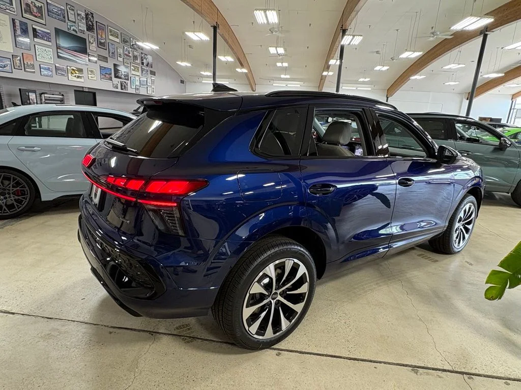2026 Audi Q3 Base - Photo 8