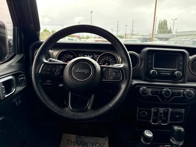 Used 2018 Black Clearcoat Jeep Sport S image 19