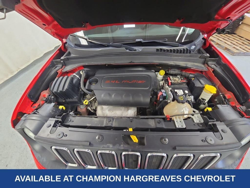Used 2015 Colorado Red Jeep Latitude image 38