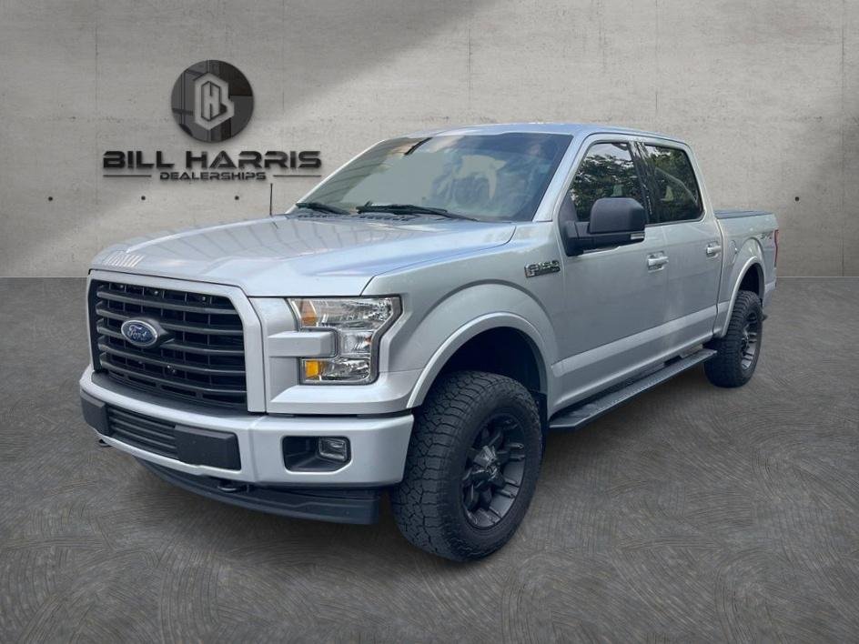 Used 2017 Silver Ford XLT image 1