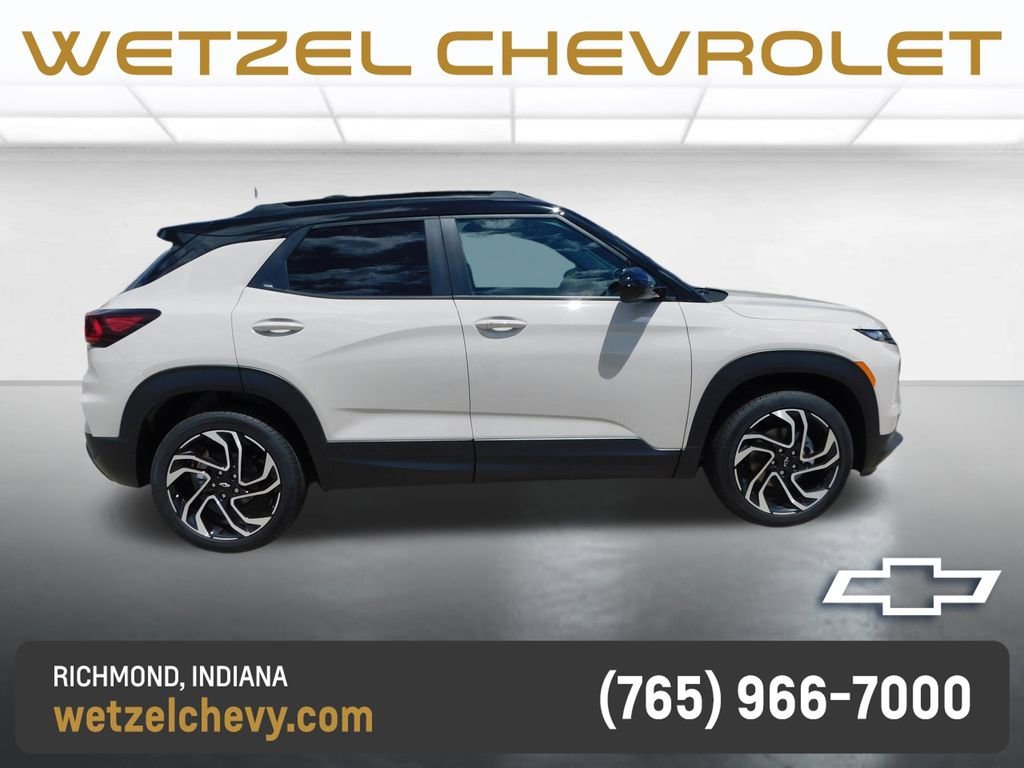 New 2026 White Sands Chevrolet RS image 2