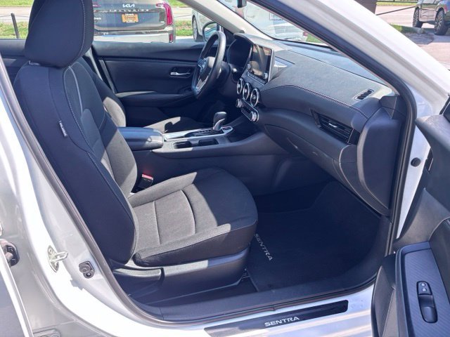 Used 2024 White Nissan SV image 46