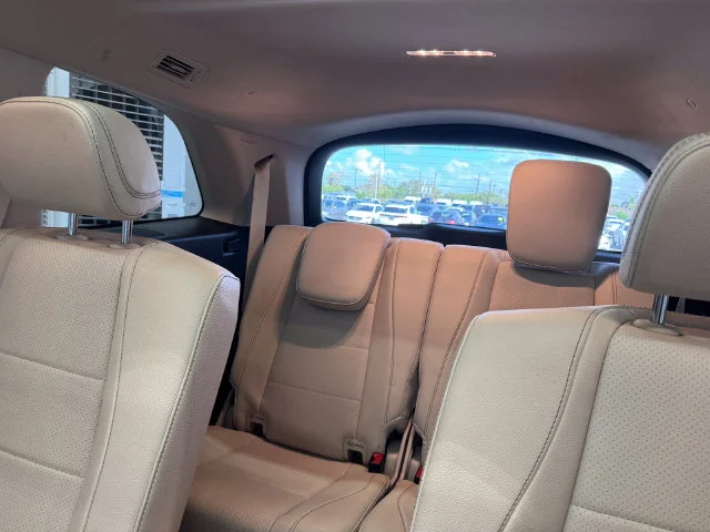 Certified Used 2023 MANUFAKTUR Diamond White Metallic Mercedes-Benz GLS 450 image 37