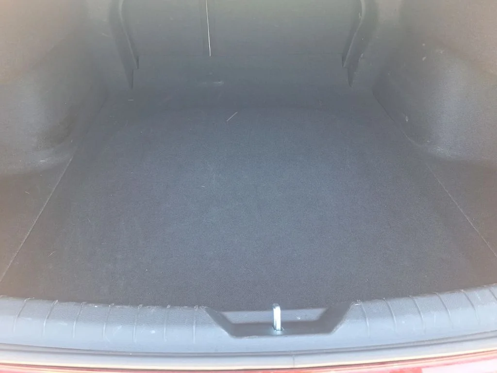 Used 2025 Red Hyundai SEL image 27