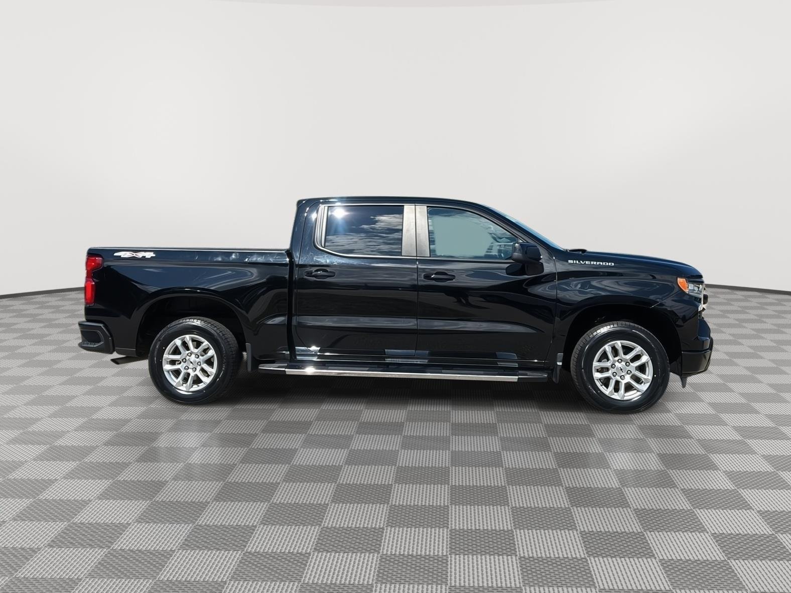 Used 2023 Black Chevrolet RST image 4
