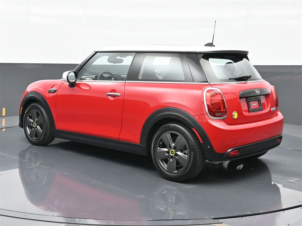 2023 Mini Cooper 2 Door Hardtop photo 3