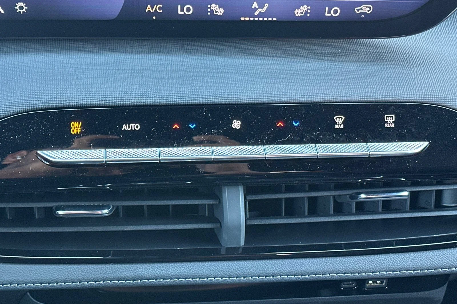 2026 Buick Enclave Sport Touring - Photo 18