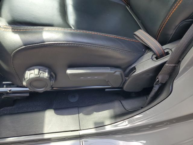 Used 2021 Gray Jeep Mojave image 7