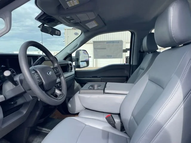 2026 Ford F-350 Super Duty XL - Photo 7