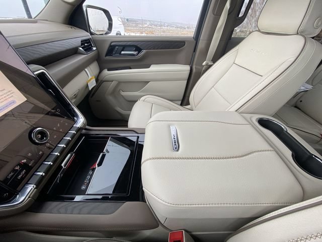 2026 GMC Yukon XL Denali - Photo 21