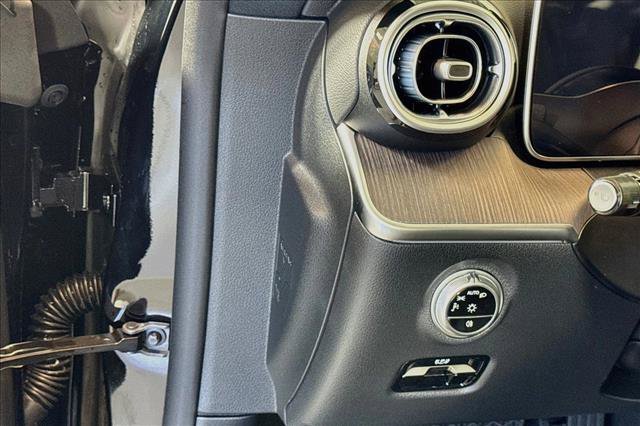 New 2027 Black Mercedes-Benz CLE 300 image 40