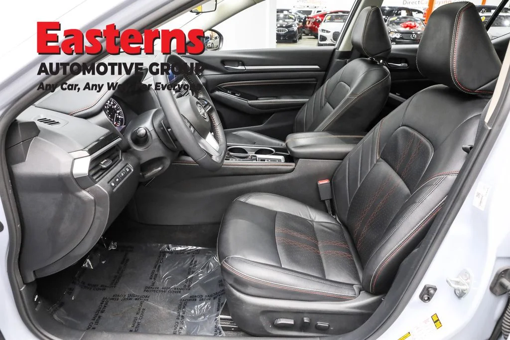 Used 2023 Gray Nissan 2.0 SR image 14