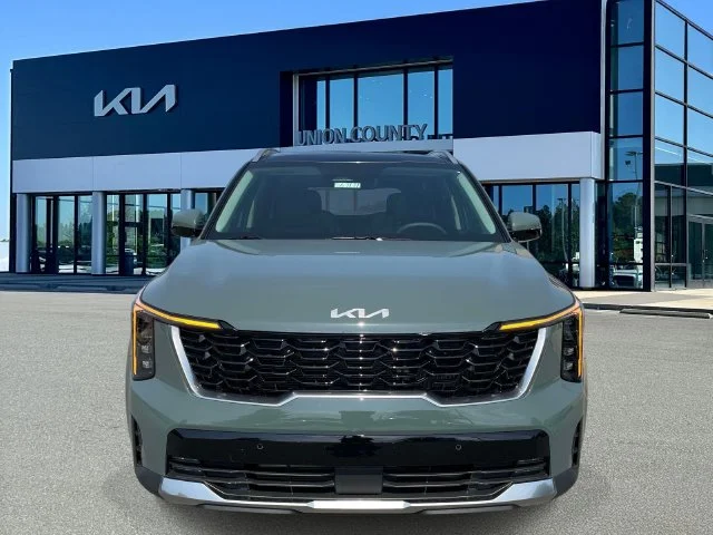 New 2026 Green Kia EX image 2