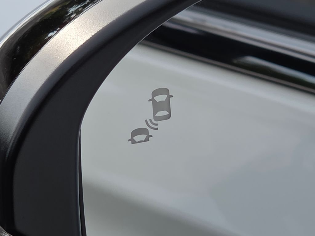 2025 Honda CR-V Sport Touring - Photo 18