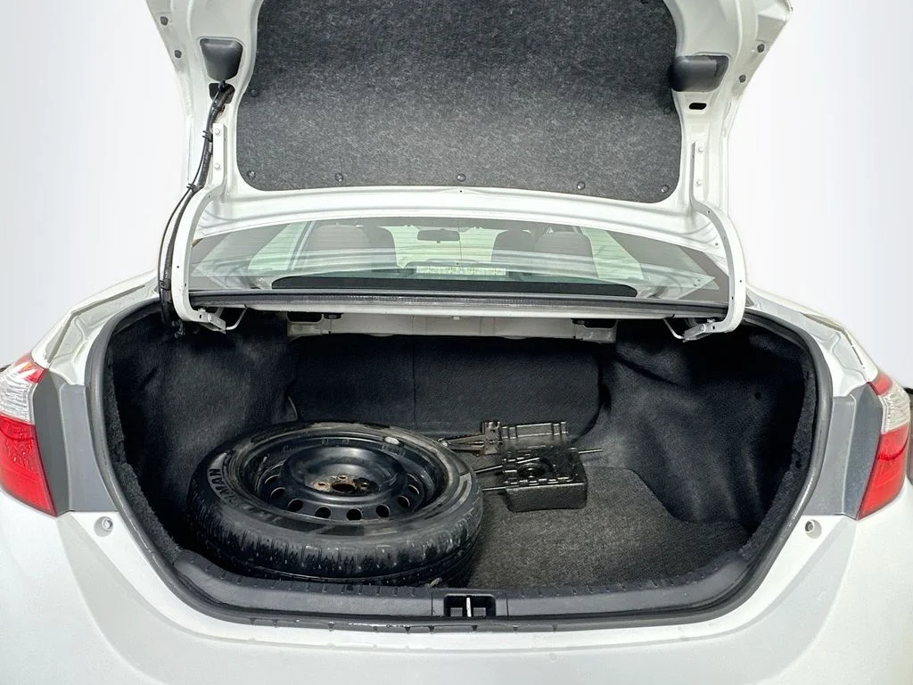 Used 2015 Super White Toyota LE image 29
