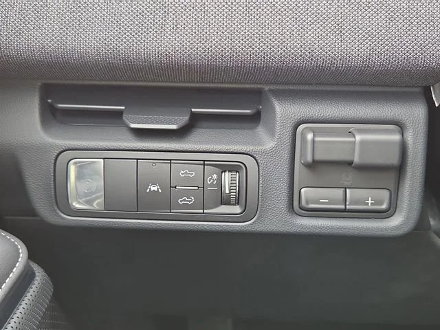 2026 GMC Sierra EV Elevation - Photo 8