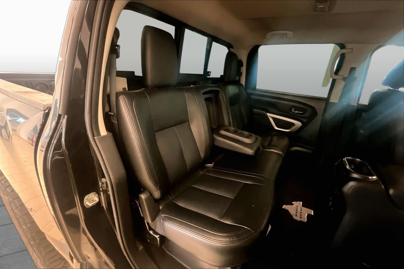Used 2019 Magnetic Black Metallic Nissan SV image 19