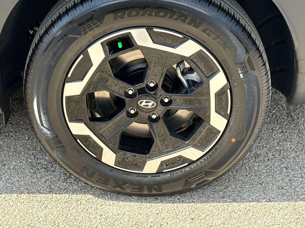 New 2026 Gray Hyundai SEL FWD image 9