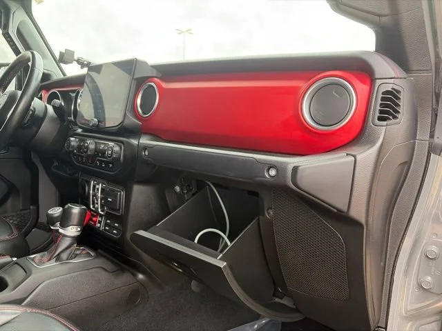 Used 2020  Jeep Rubicon image 50