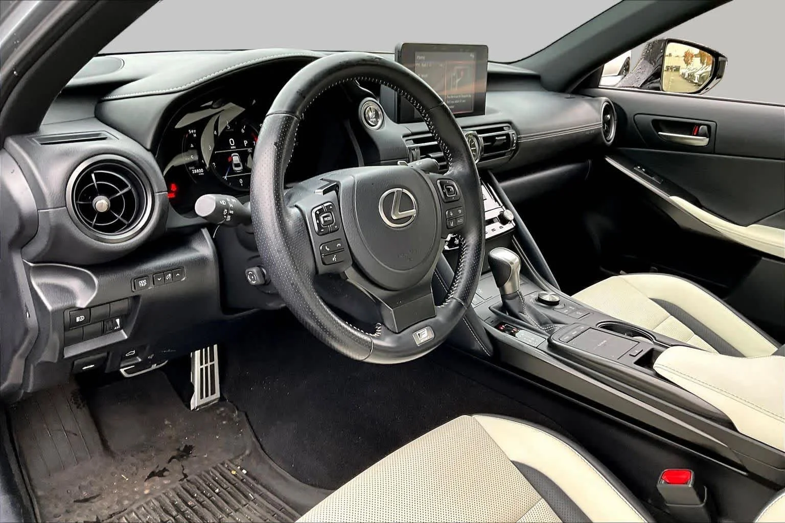 Certified Used 2024 Iridium Lexus F SPORT image 18