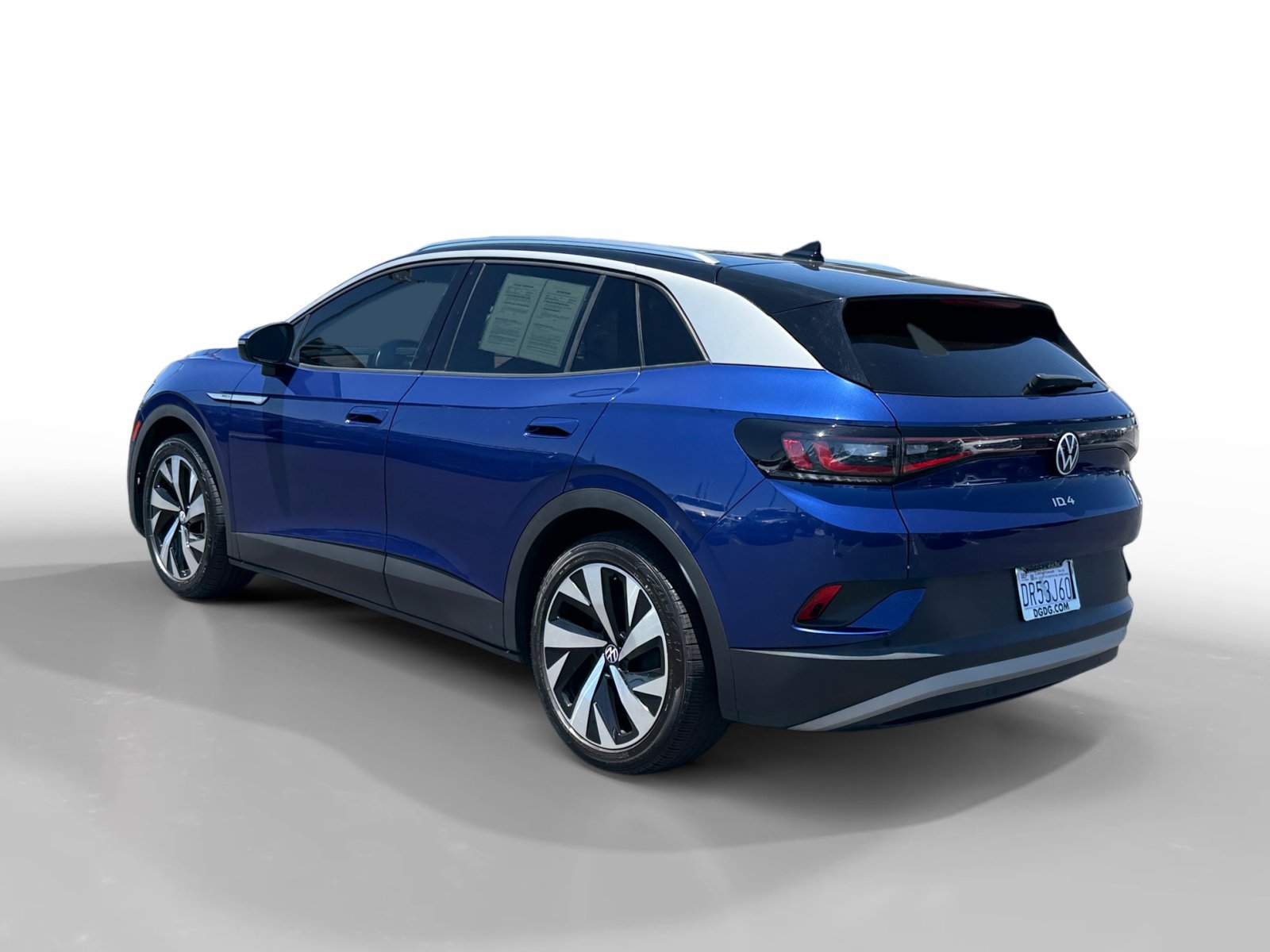 Certified Used 2022 Blue Metallic Volkswagen Pro S image 3