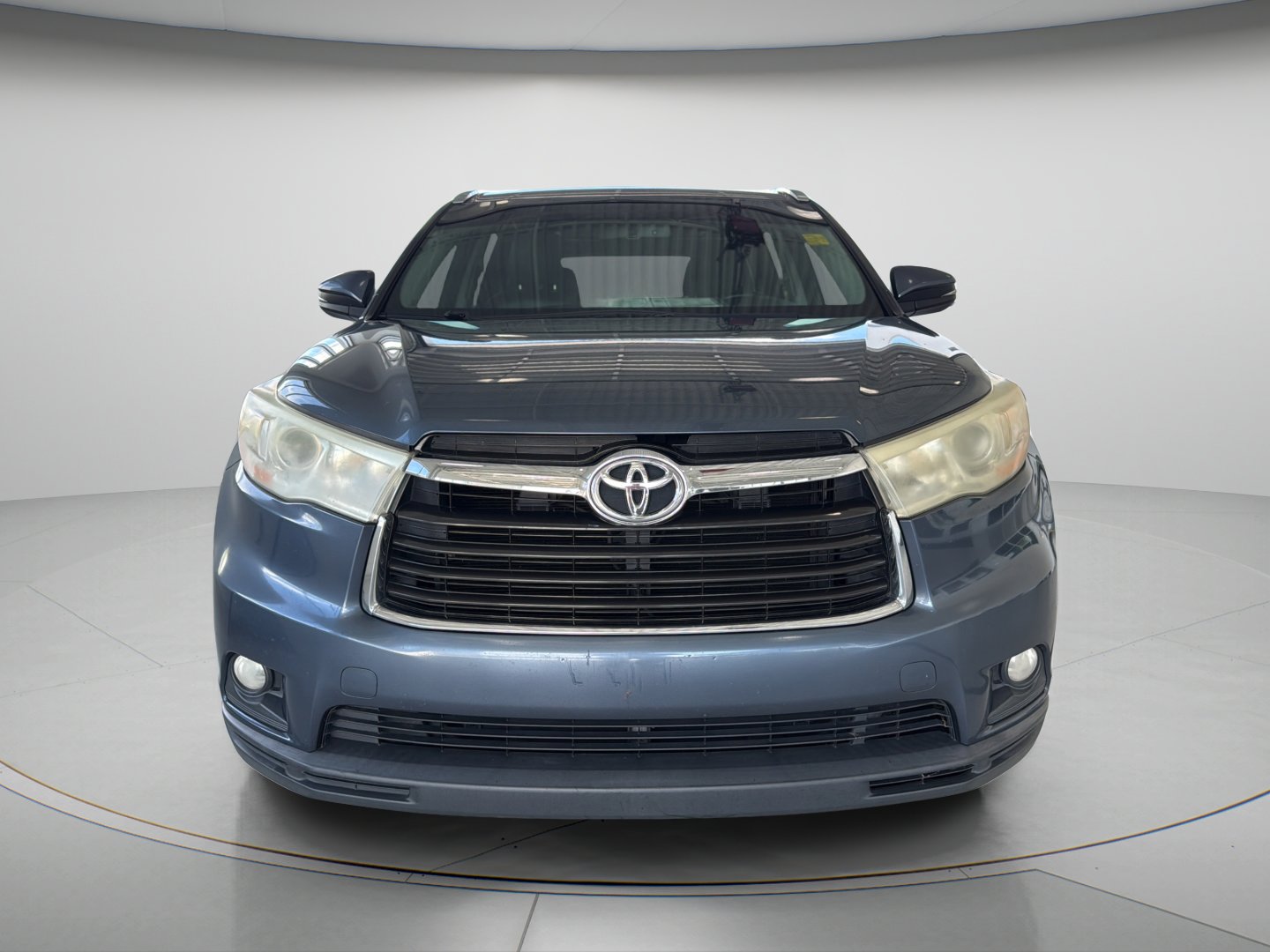 Used 2014 Attitude Black Metallic Toyota XLE image 7