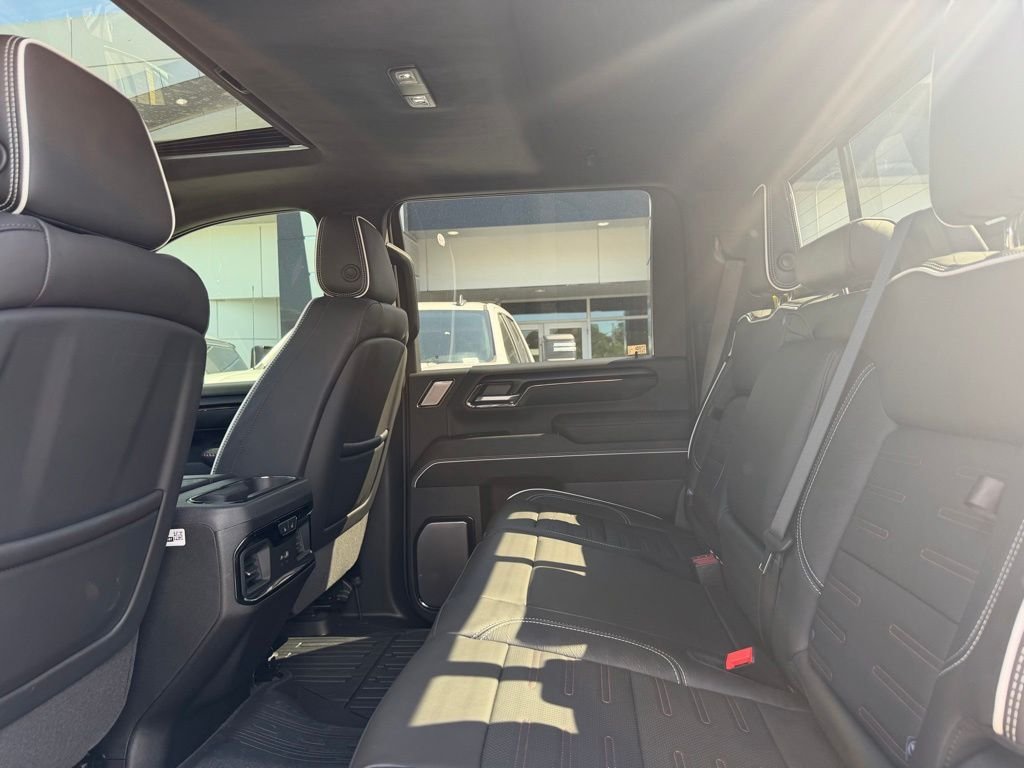 Used 2026 White GMC AT4X image 13
