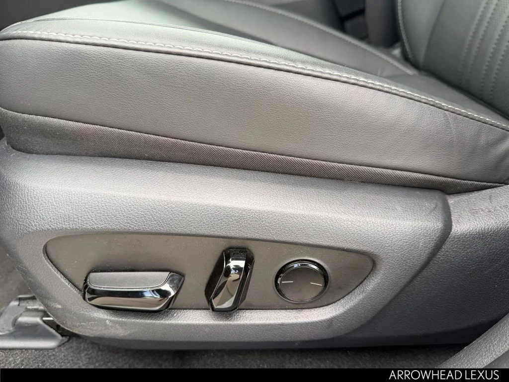 Used 2026 White Lexus 350 Premium image 23