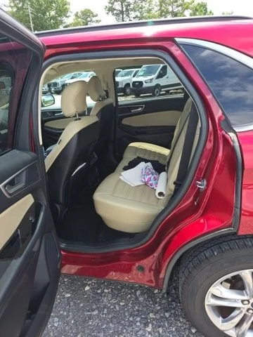 Used 2017 Ruby Red Metallic Tinted Clearcoat Ford SEL image 18