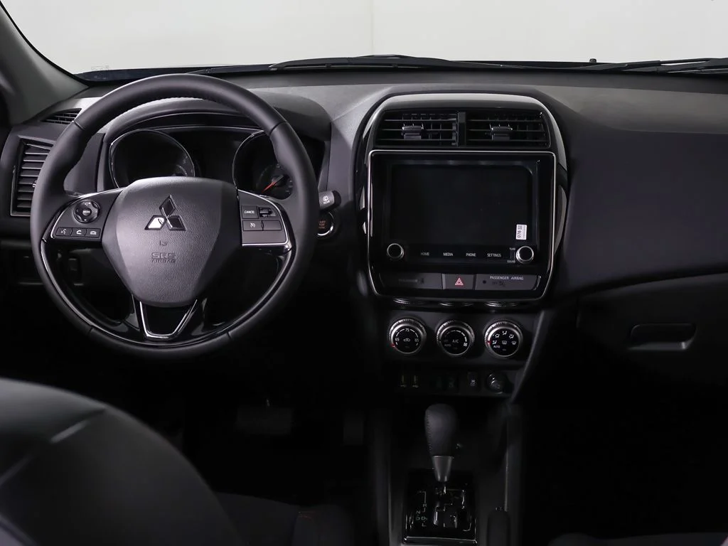 New 2026 Black Mitsubishi 2.0 SE image 29