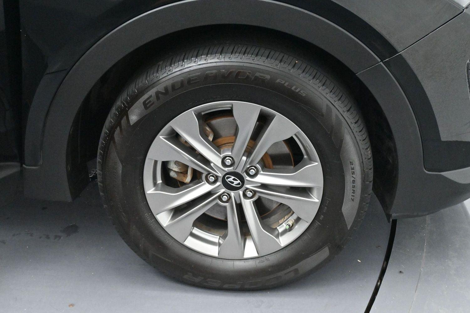 Used 2016 Twilight Black Hyundai FWD 4dr 2.4 image 33