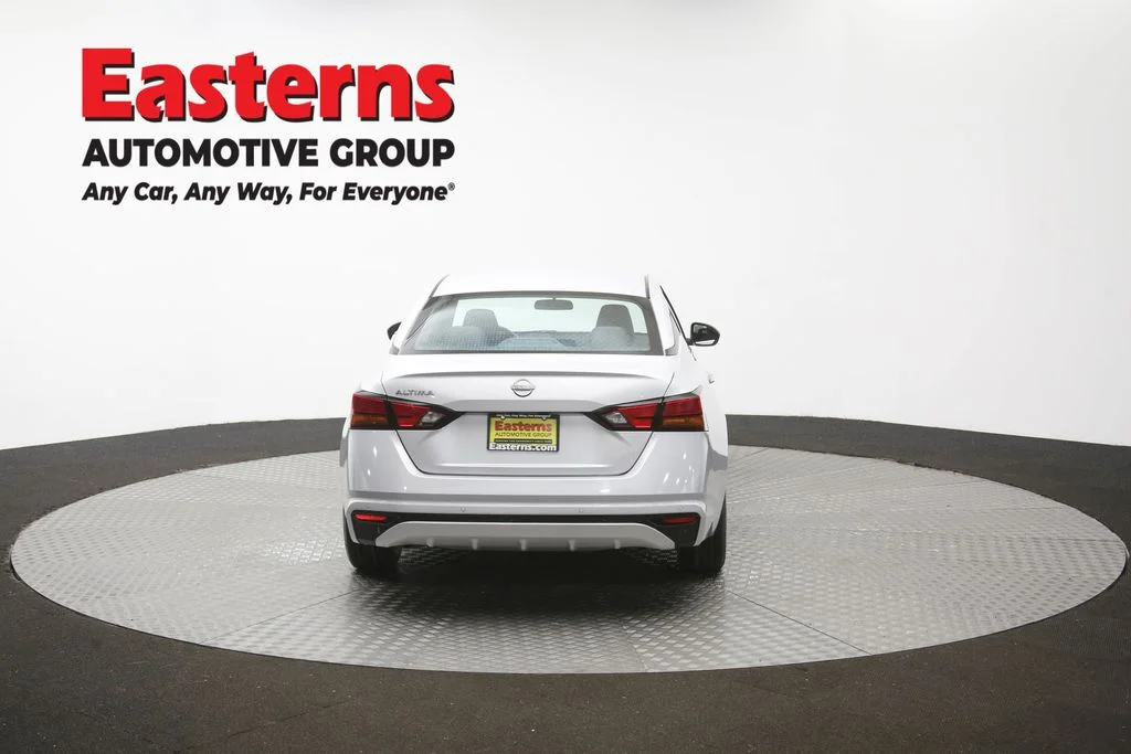 Used 2023 Silver Nissan 2.5 S image 36
