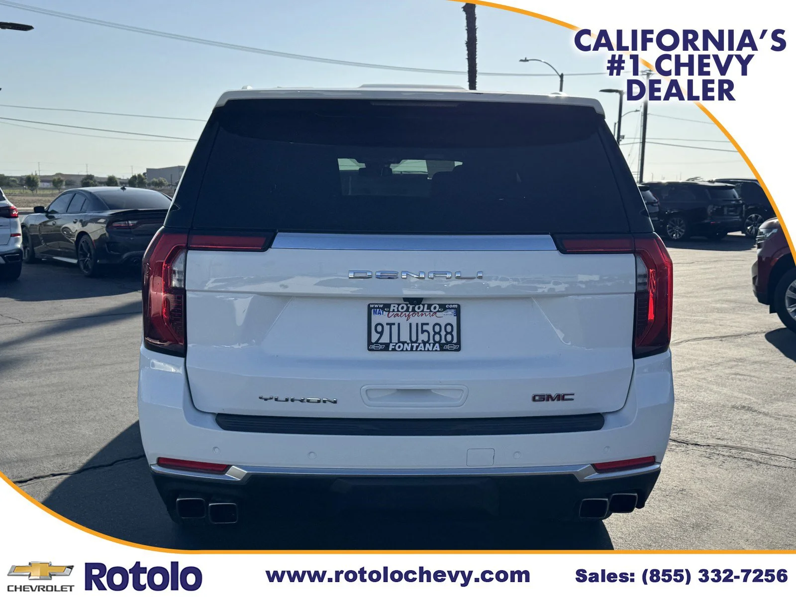 Used 2025 Summit White GMC Denali image 5