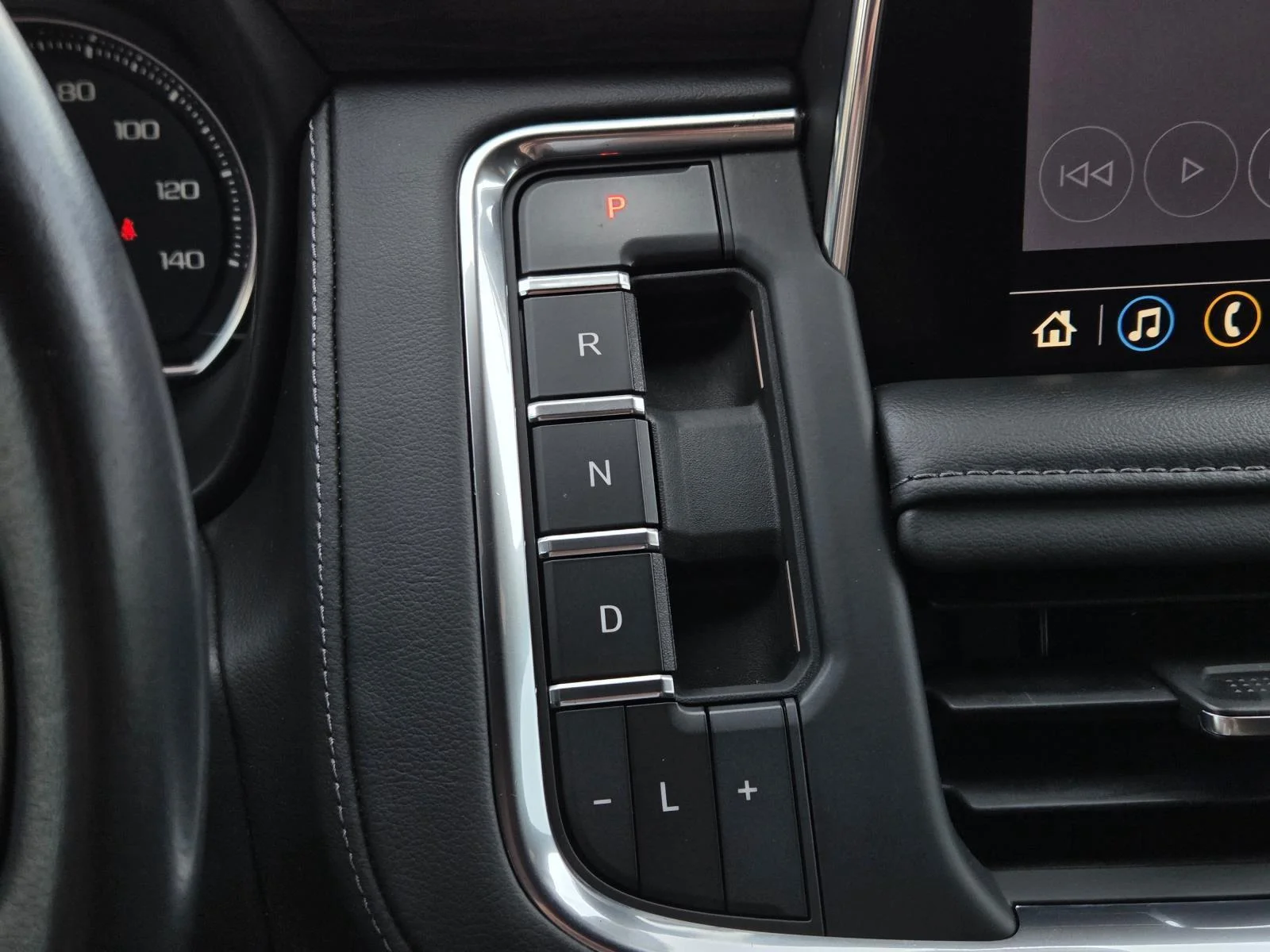 Used 2021 Summit White Chevrolet LT image 23