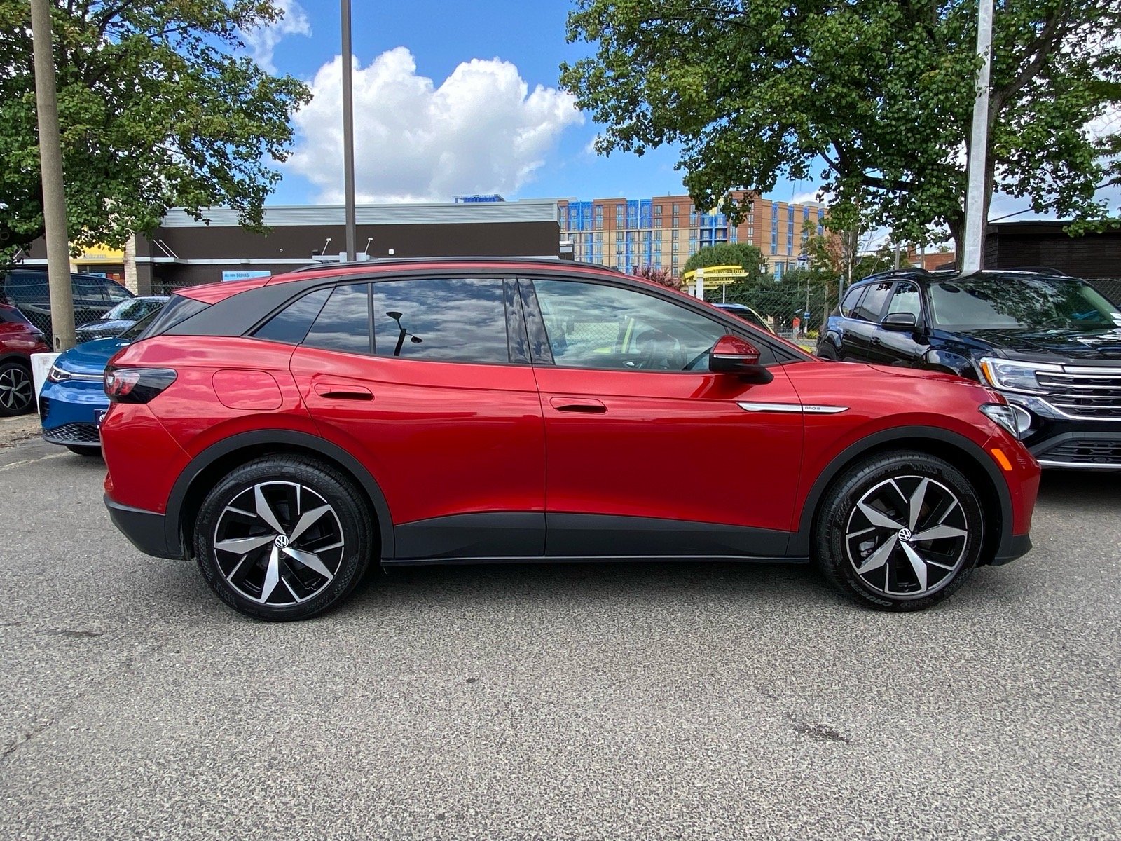 Used 2023 Volkswagen ID.4 PRO S with VIN 1V2VMPE84PC018364 for sale in Alexandria, VA