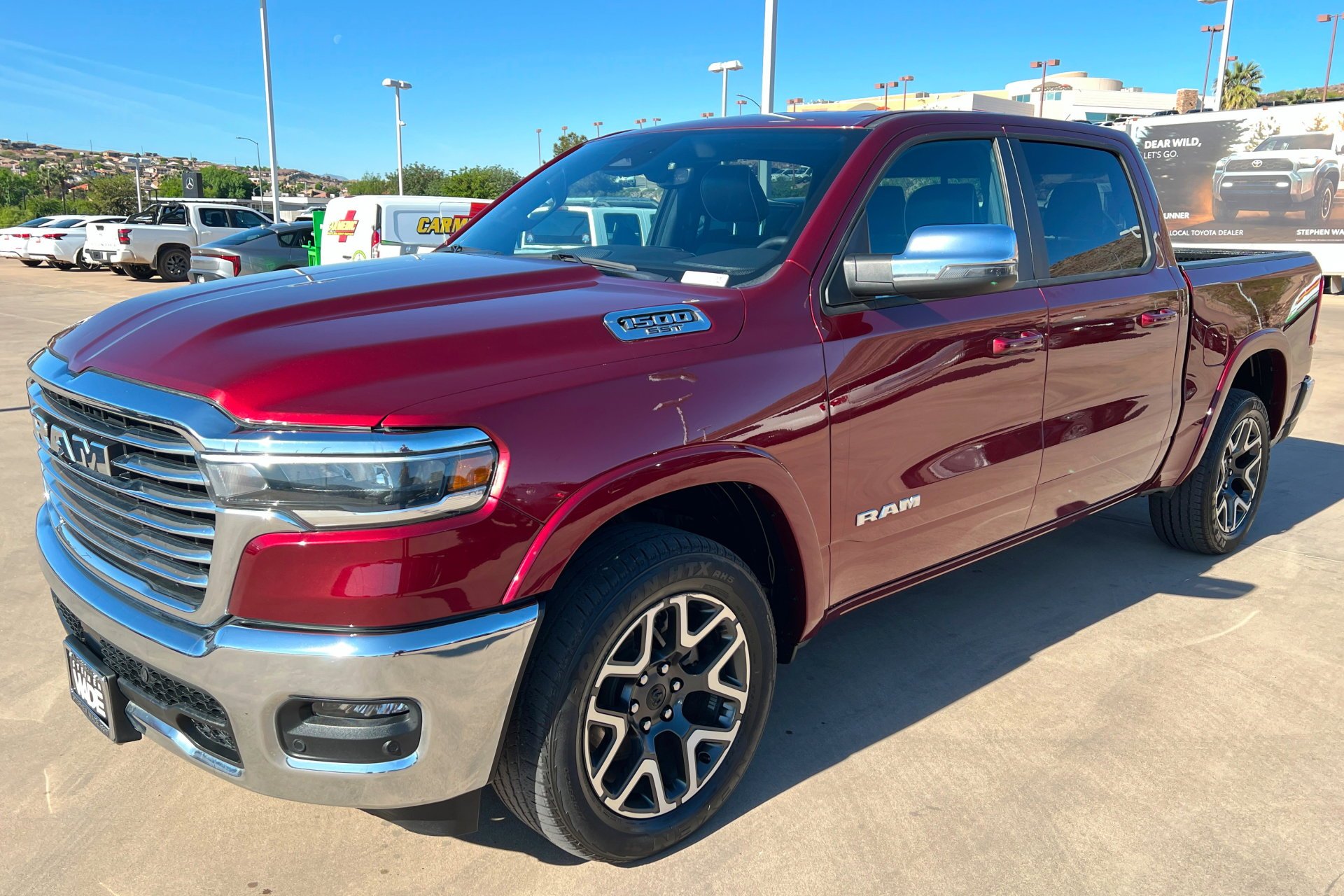2025 RAM 1500 Laramie 4x4 Crew Cab 5'7's photo