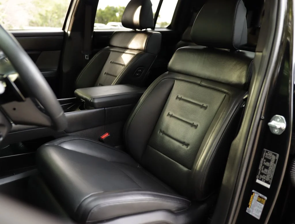 Used 2024 Black Hyundai Calligraphy image 26