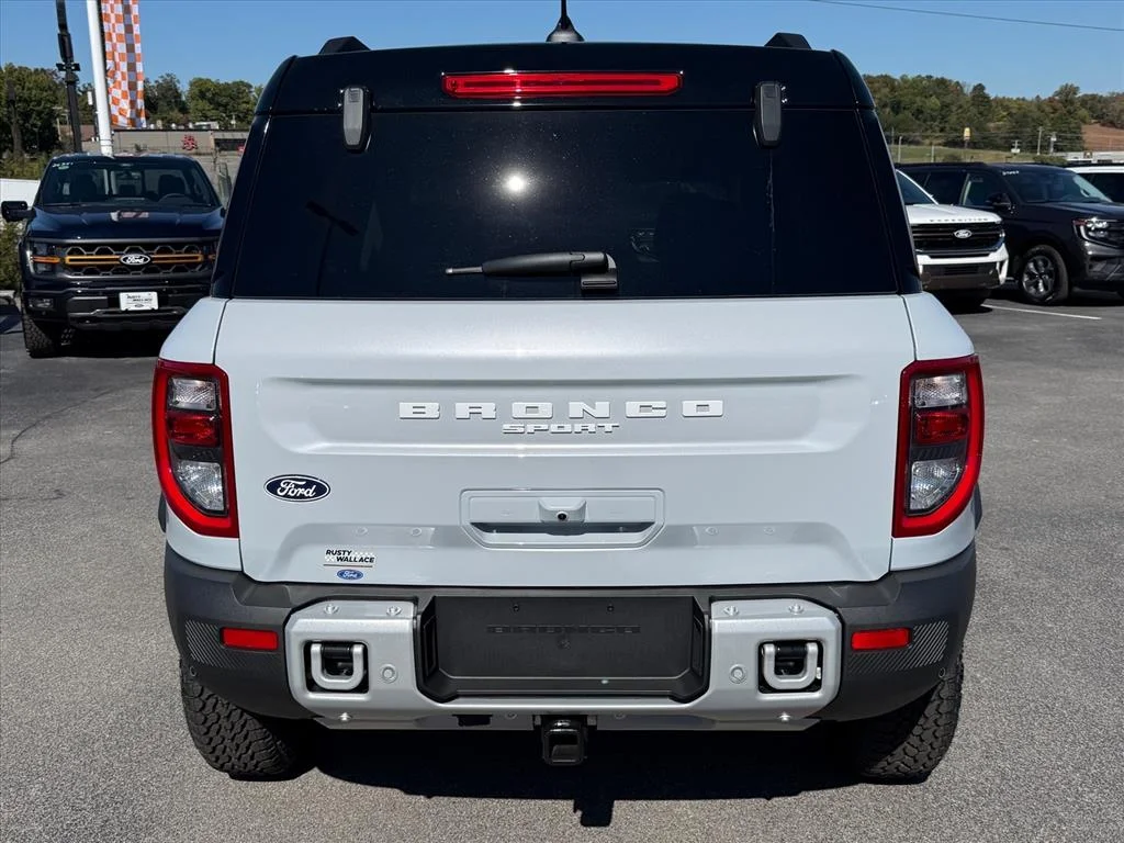 New 2026 Space White Metallic Ford Badlands® image 5