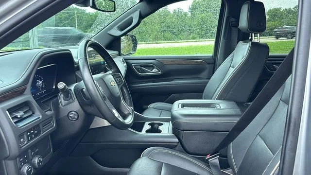 Used 2023 Gray Chevrolet Premier image 23