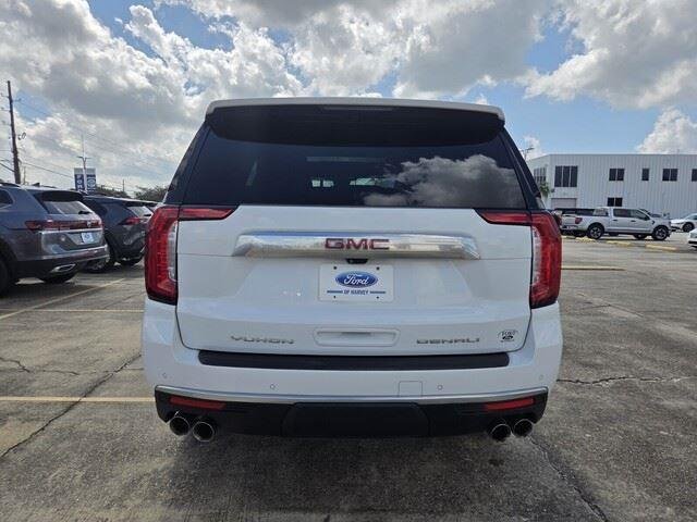 Used 2024 Summit White GMC Denali image 4