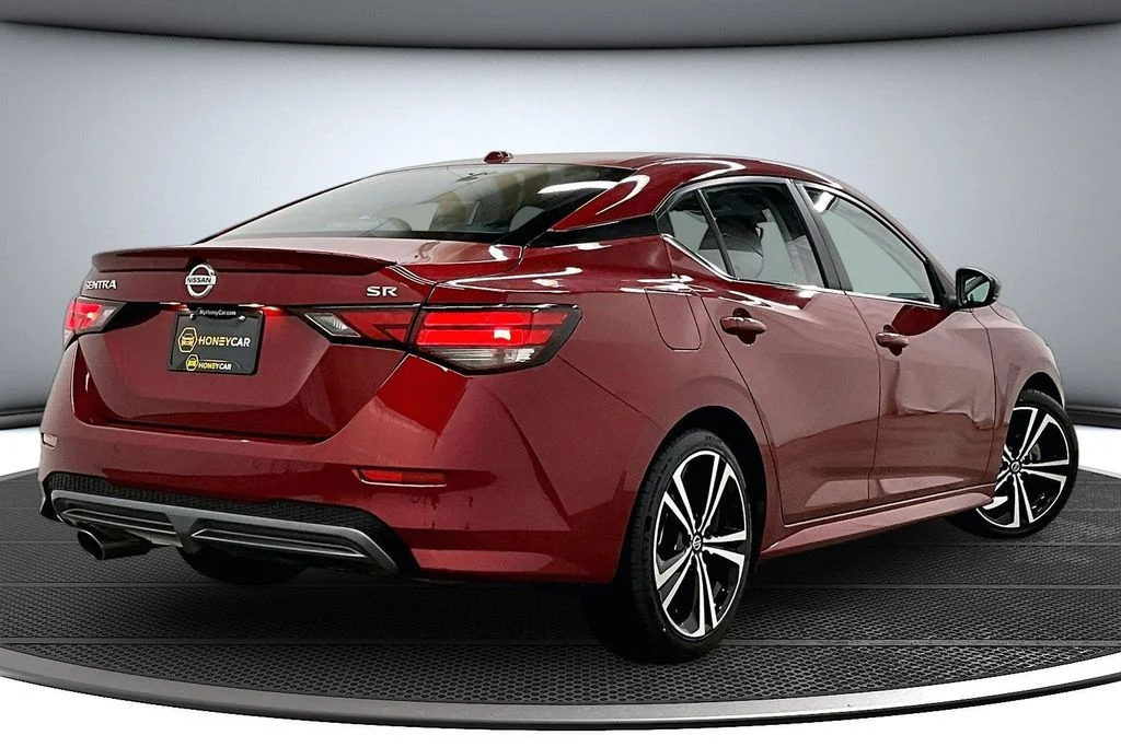 Used 2023 Red Nissan SR image 6