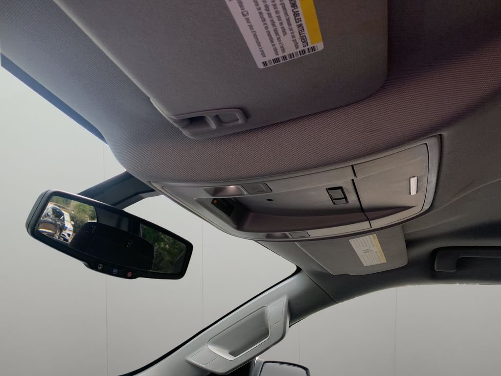 Used 2016 Summit White Chevrolet LT image 30