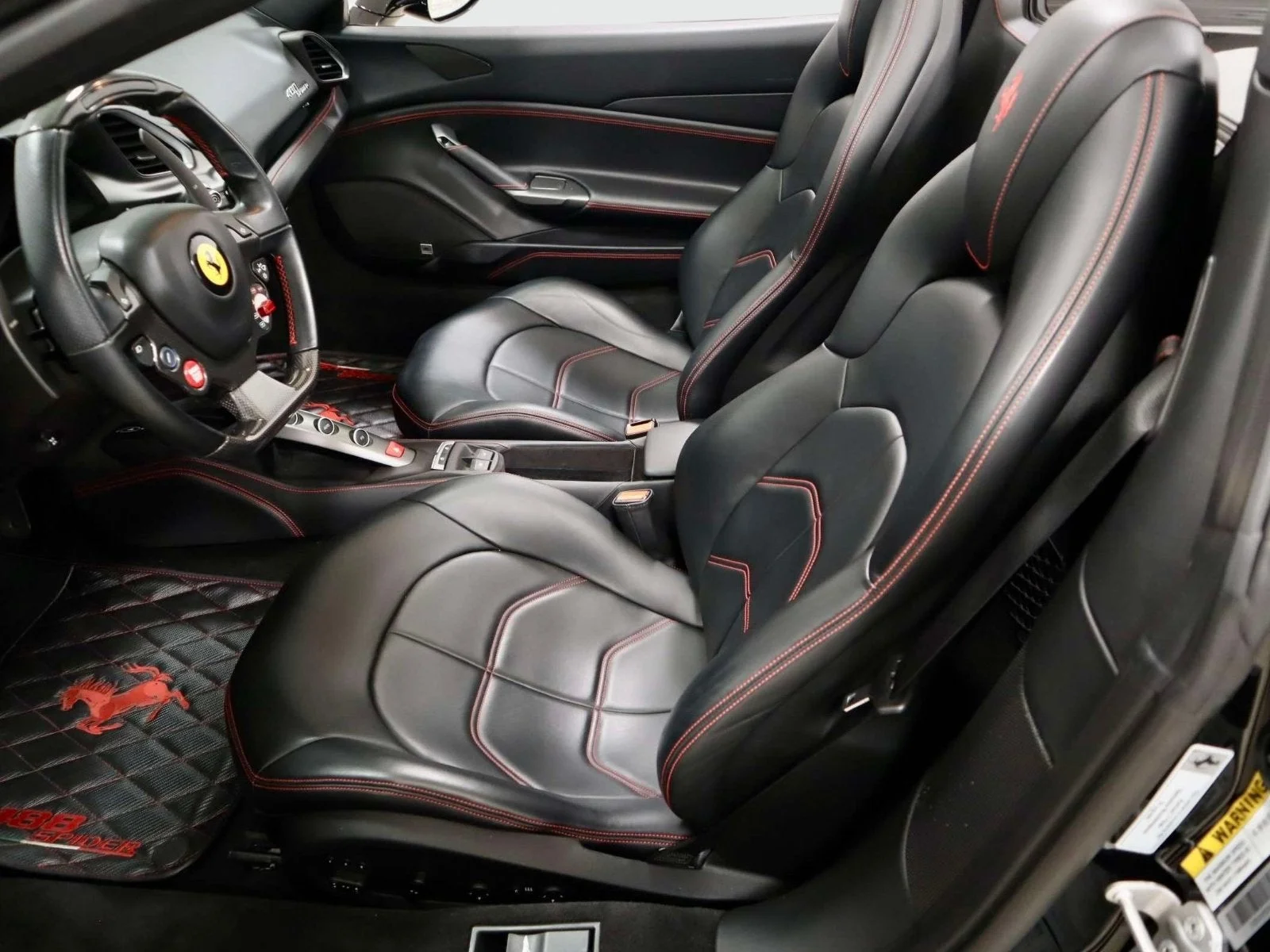 Used 2019 Nero Ferrari  image 23