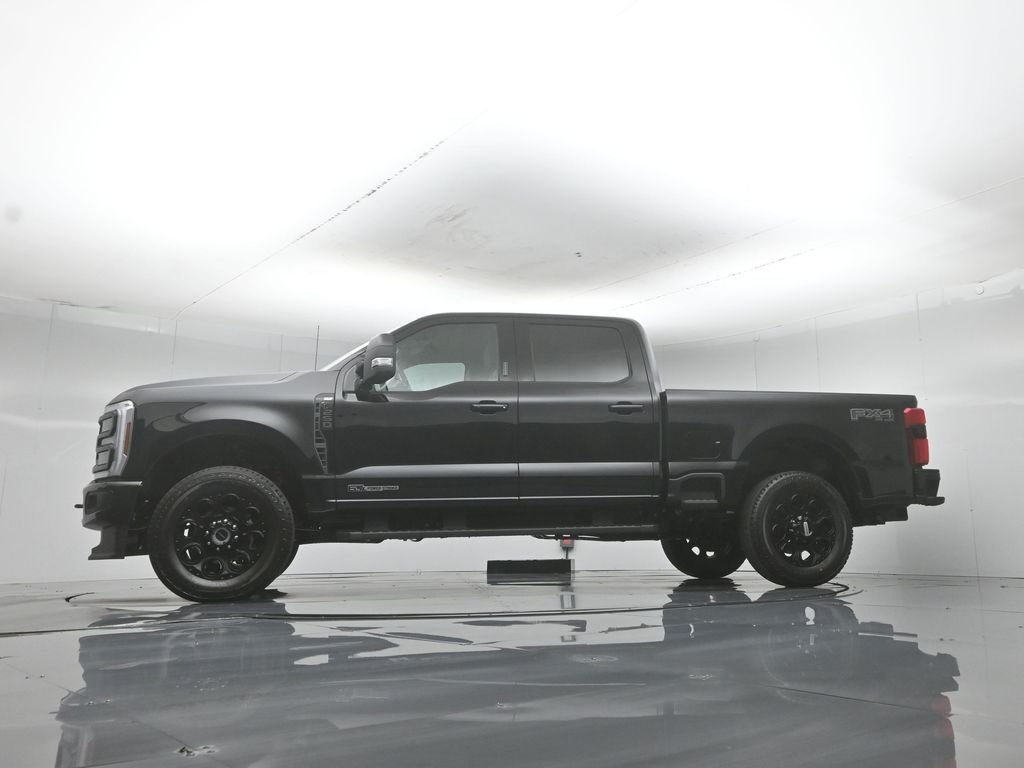 New 2026 Agate Black Metallic Ford XLT image 51