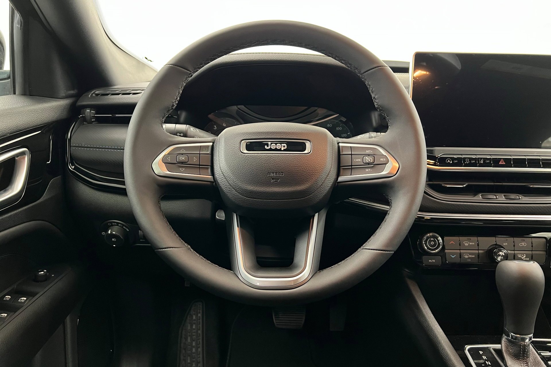 2026 Jeep Compass Altitude - Photo 13